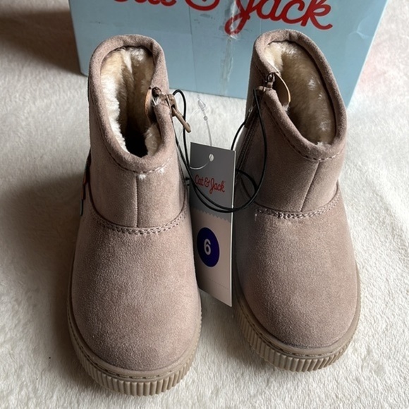 NWT Cat & Jack Vesper Boots - Tan Dinosaur‎ Boots for Girls Size 6 (Easy On-off - Picture 5 of 6